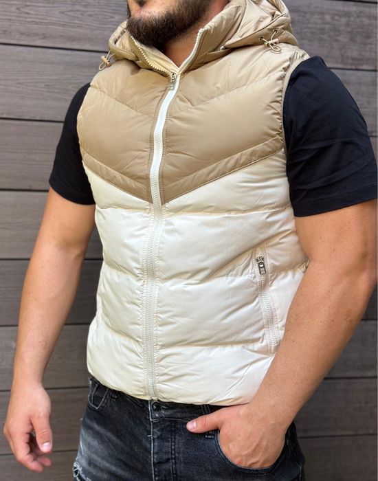 Спортен мъжки елек с качулка