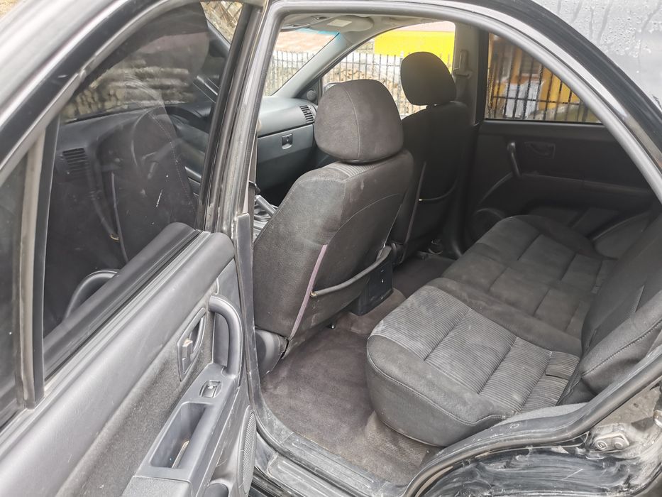 Vând Kia Sorento 2x4 4x4HI 4x4LO