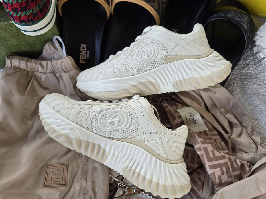 Дамски маратонки в бежаво- два модела