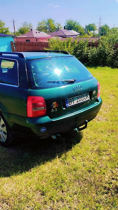 Vând Audi A4 b5 an 2002