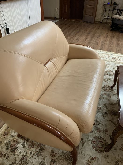 Кожанная  мебель