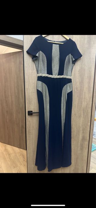 Продаю вечерние платья