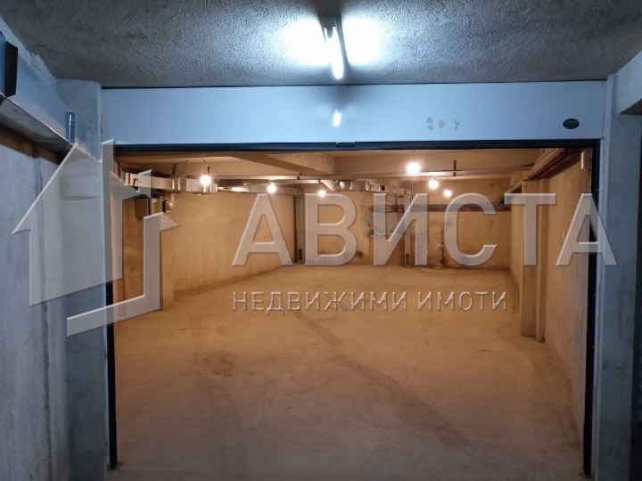 Дава се под наем Гараж / Паркомясто в София, Лозенец - 75 кв.м за 408 € - Снимка #2
