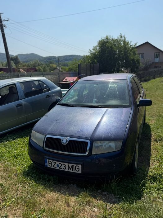 Vând 2 Skoda fabia 1.2 benzina