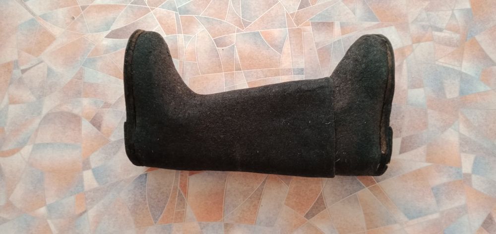 Продам валенки черные СССР