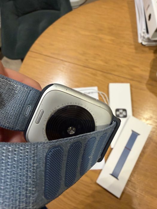 Apple Watch SE2 v2 GPS 44mm Silver Alu Case w Winter Blue Sport Loop