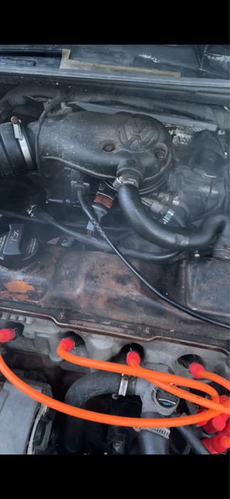 Двигатель и коробка надо  . 1,8 моно