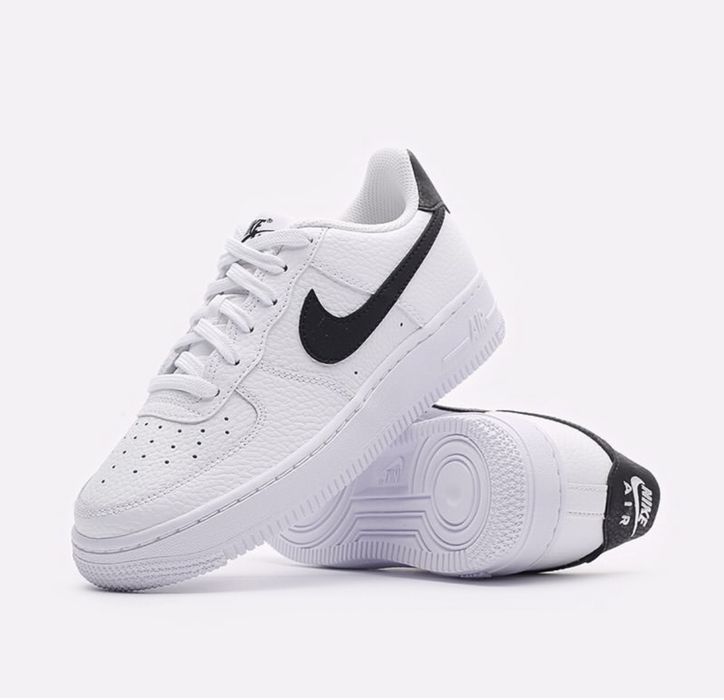 Продам женские кроссовки всего за 8000 тг