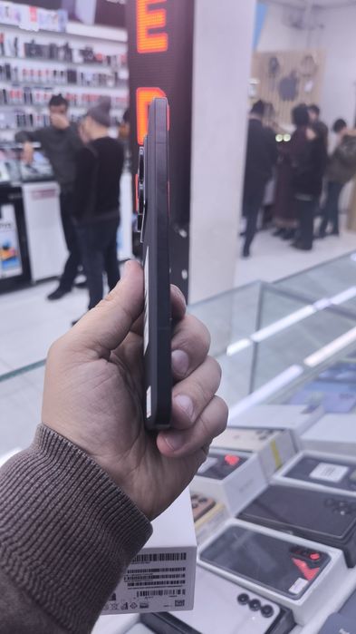 xiaomi 14 T pro  12/512 titan black