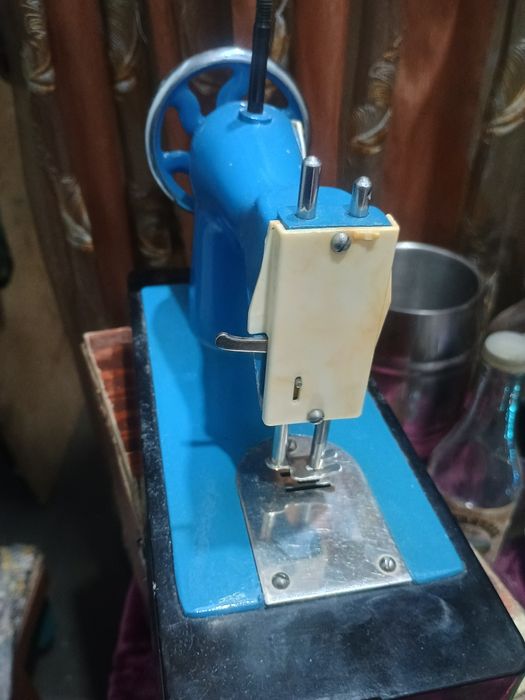 Детская швейная машинка ДШМ СССР.