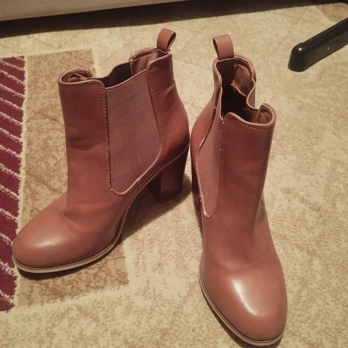 Продам обувь одела один раз