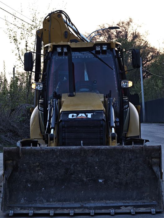 Трактор Экскаватор погрузчик