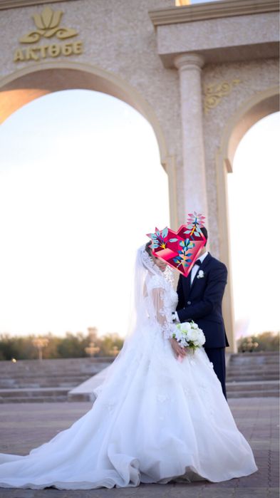 Продам свадебное платье Актобе