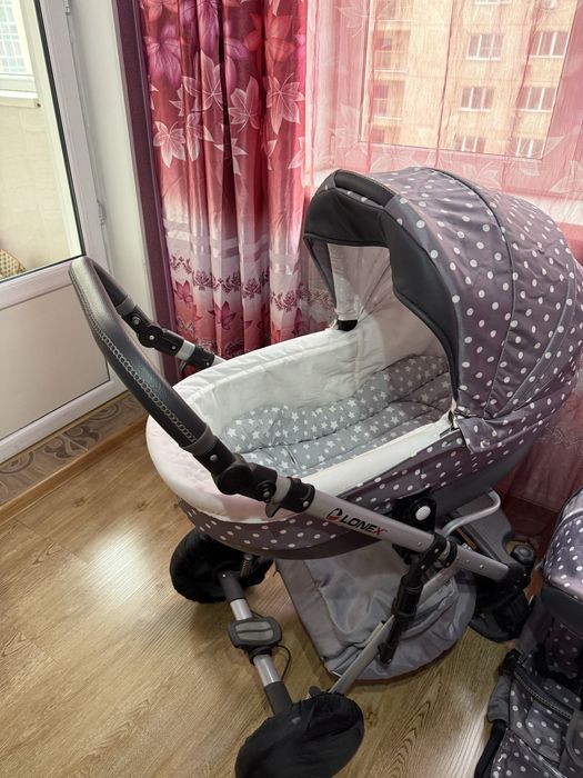 Продам коляску (люлька/прогулочная)