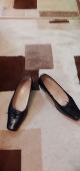 Pantofii din piele mr mr 35 si sandale bărbați mr 41