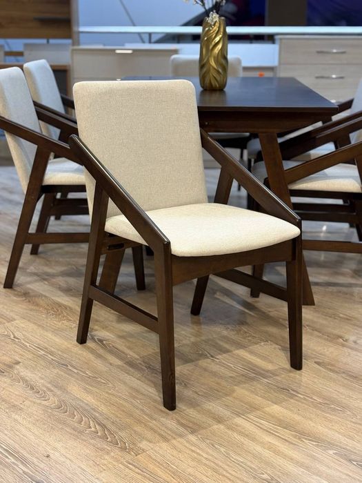 Стол и стулья от комфорт мебель