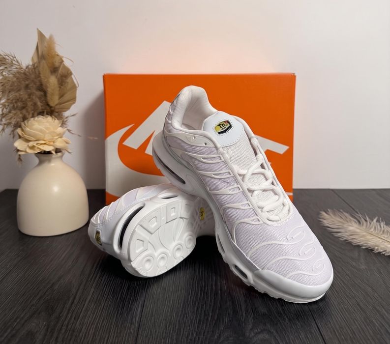 Adidasi Nike TN Alb - Premium Full Box