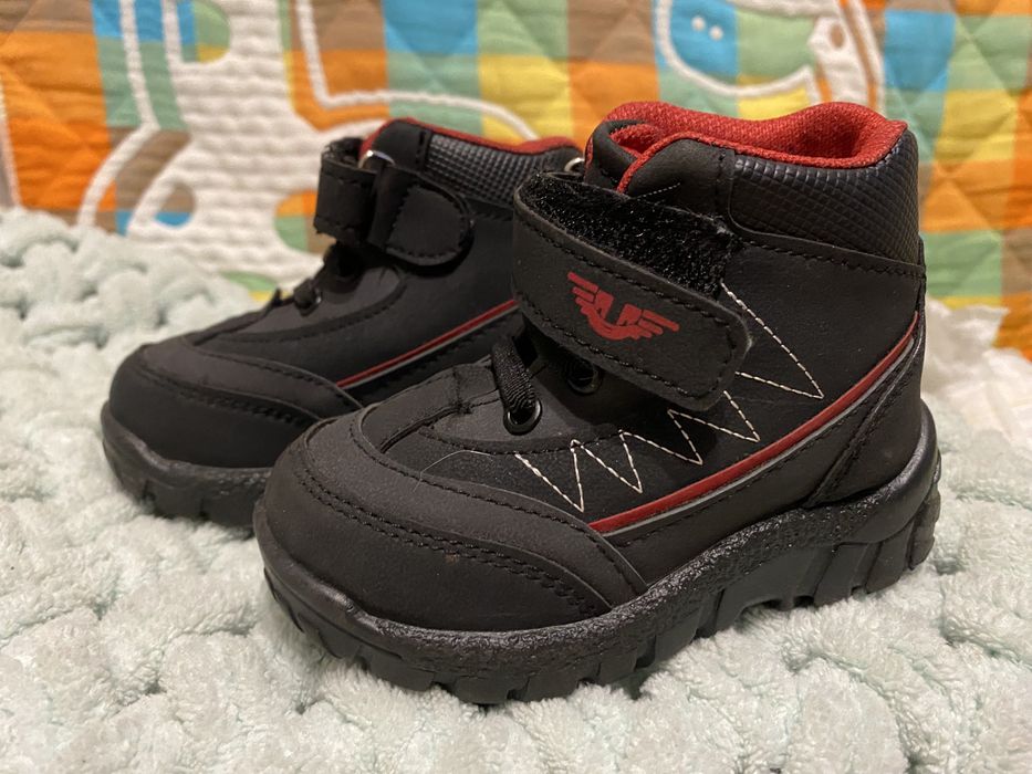 Детские ботинки осенние