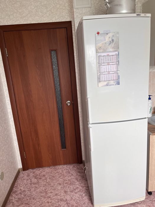 Продам холодильник