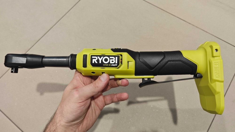 Акумулаторна тресточка Ryobi