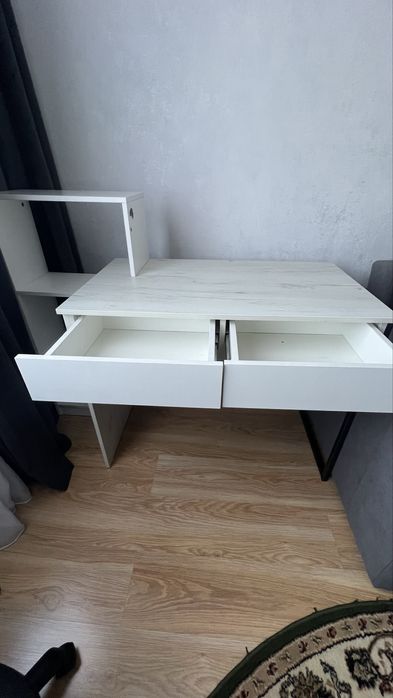 Продам стол ученический «Лофт»