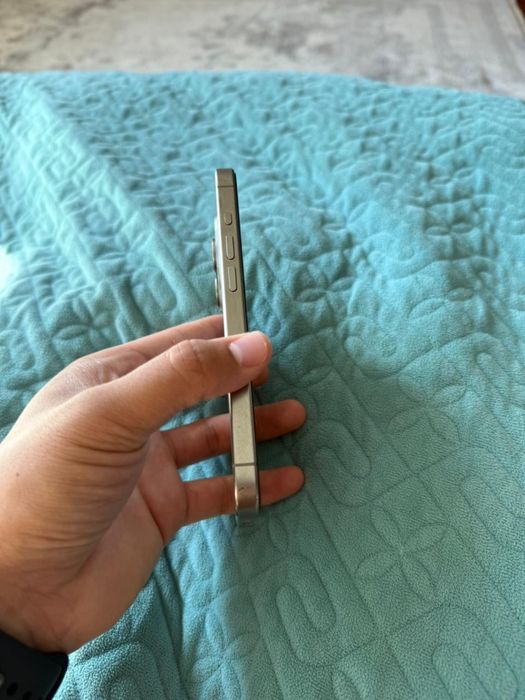 Продам iPhone 15 Pro в отличном состоянии.