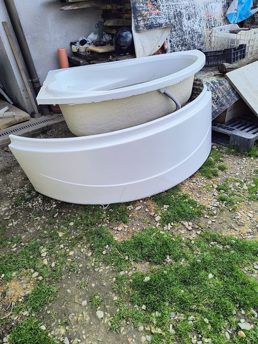 Vand 2 căzi de baie