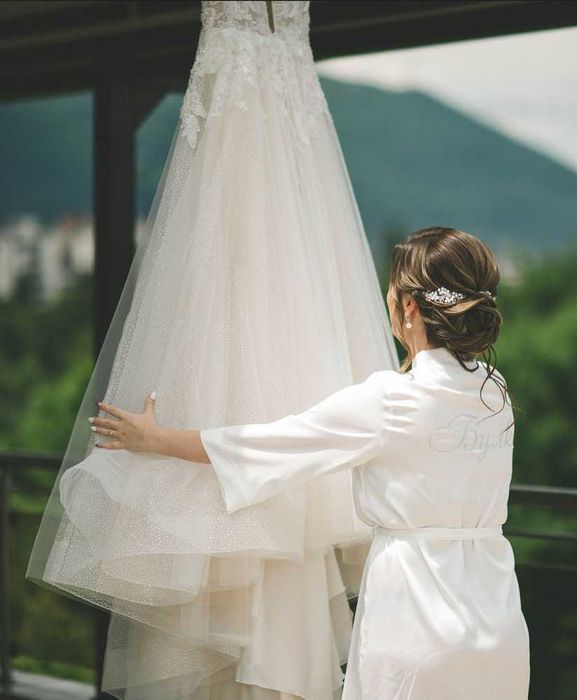 Сватбена рокля..