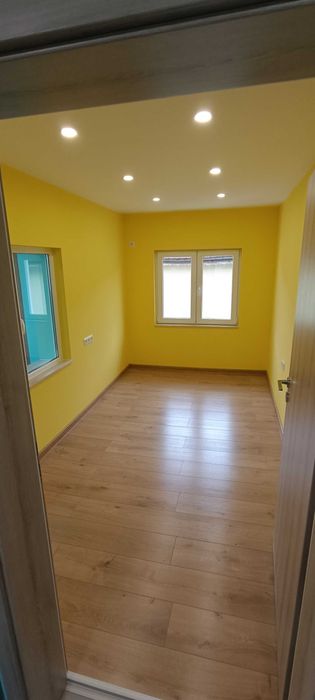 Продава се Етаж от къща в Русе, Цветница - 110 кв.м за 1391 €/кв.м - Снимка #3
