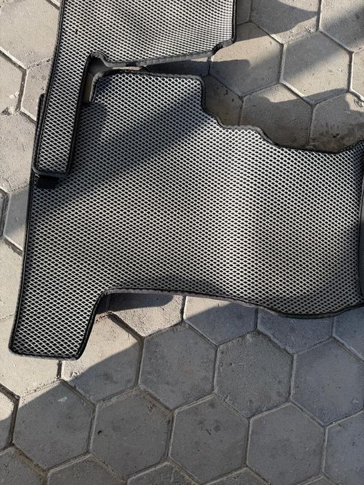 Ева коврик на mitsubishi pajero 2