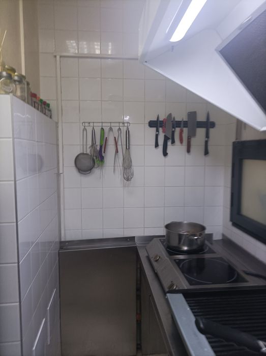 Продава се заведение за бързо хранене