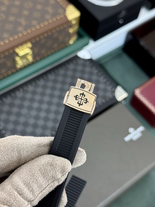 Patek Philippe Aquanaut Gold