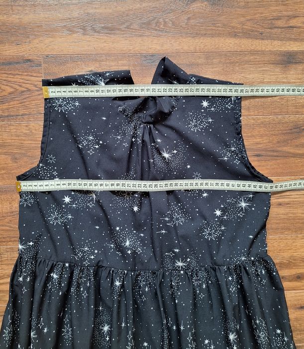 Rochie midi iHeart neagra cu stele