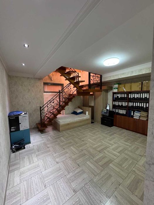 Ofis sotiladi. Mirzo Ulug'bek tumani. Orientr: Parkentskiy