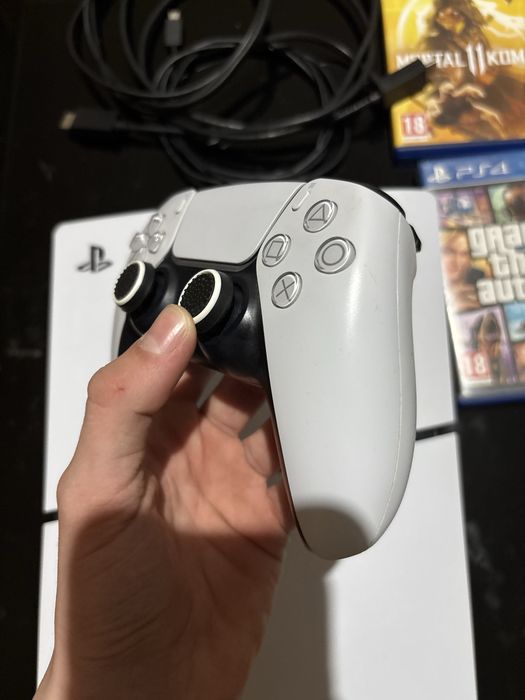 Продава се PlayStation