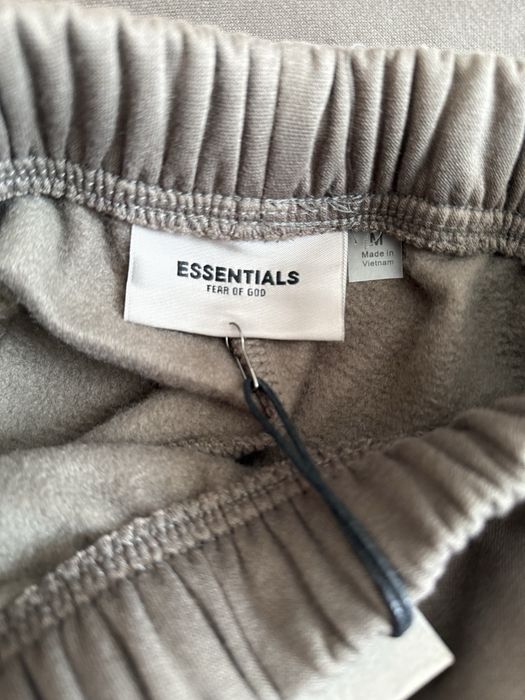 Pantaloni trening