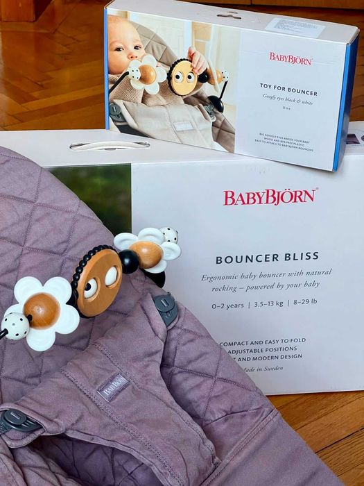 Balansoar Baby Bjorn Bouncer Bliss - Cu Accesoriu Jucarie