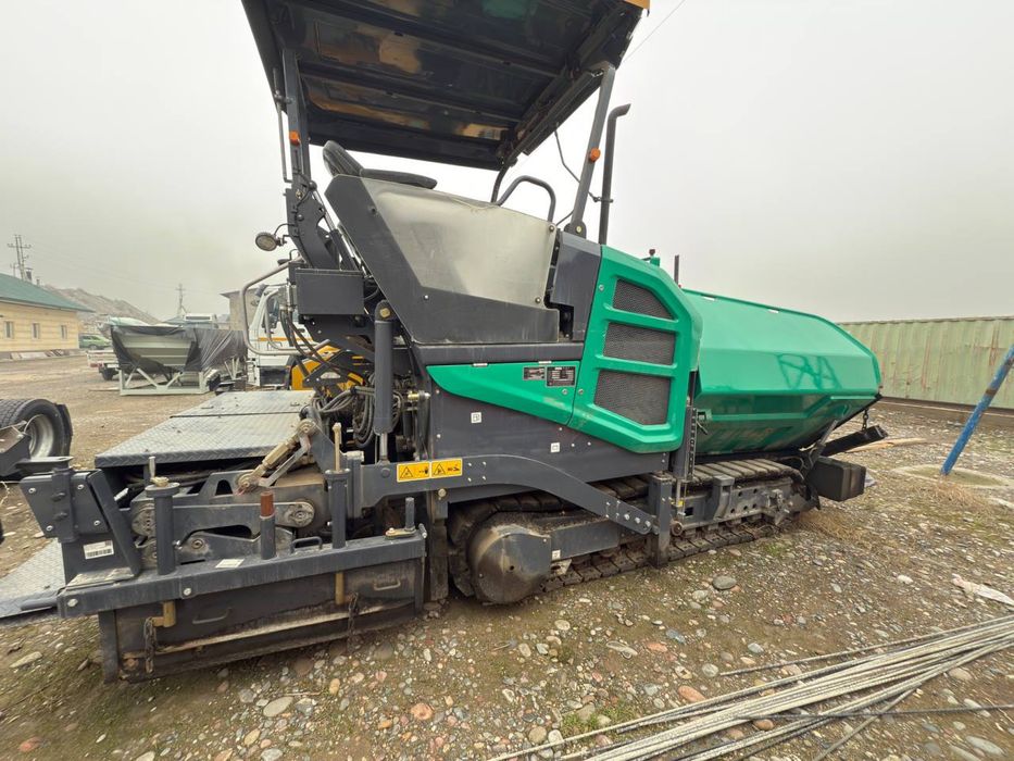 Asfalt uklatchik RP605IV  sotiladi