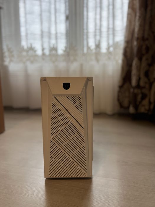 PC Gaming de Vânzare – Performanță Excelenta,  Stare Impecabilă, BONUS