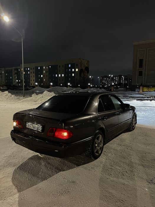 Продам Мерседес Е230