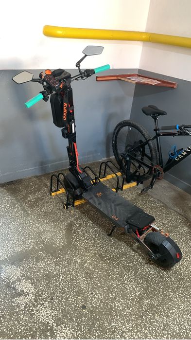 De vanzare trotineta kukirin g4