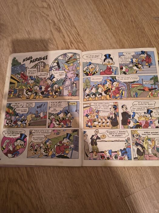 Revista Mickey Mouse benzi desenate egmont cu talon și poster