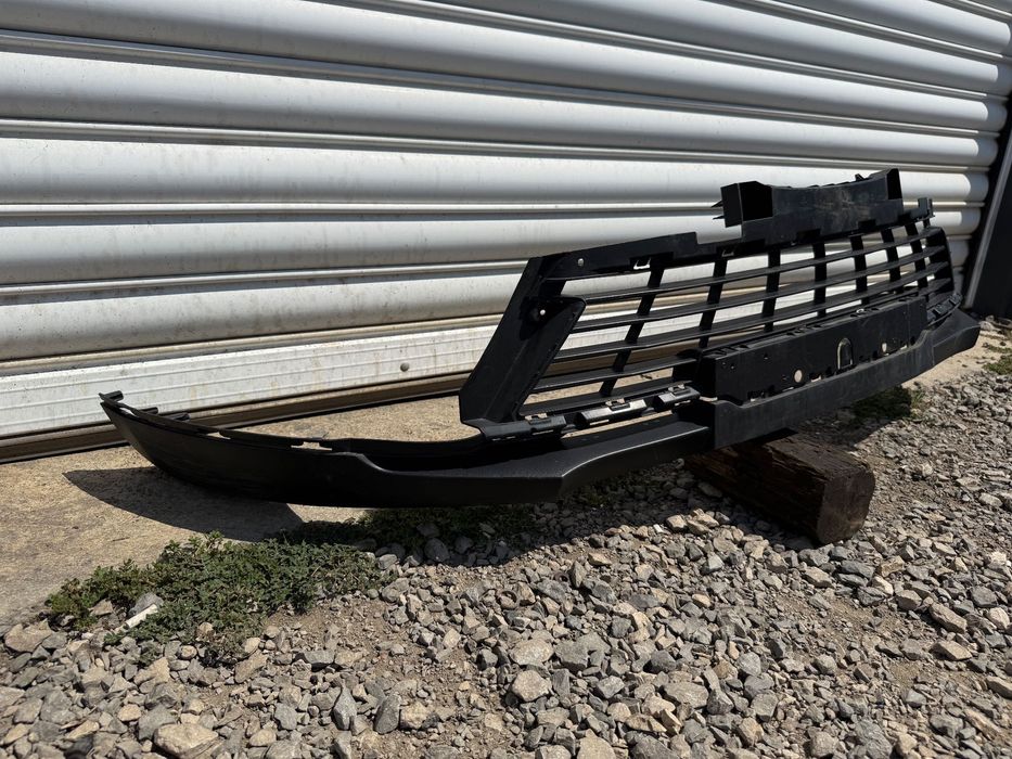 Решетка за Renault Scenic (2016-2020)