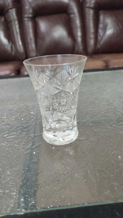 Продавам кристални чаши от Чехия