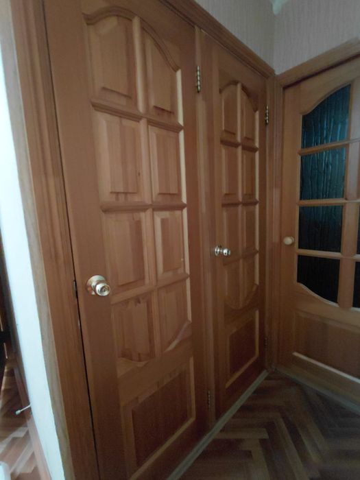 Продам межкомнатные двери
