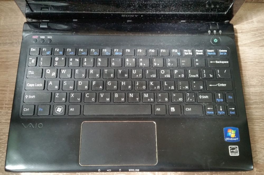 ноутбук Sony с новой мышкой