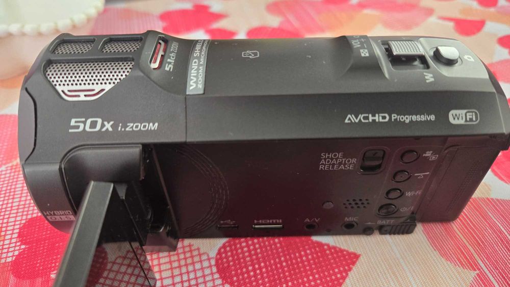 видеокамера TWIN  Panasonic HC-850