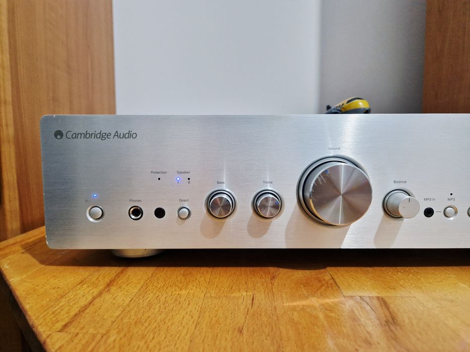 CAMBRIDGE AUDIO AZUR 550A - Amplificator stereo