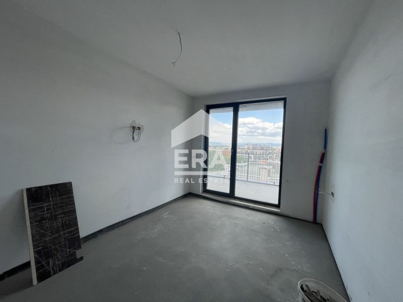 Продава се Тристаен апартамент в София, Витоша - 157 кв.м за 2652 €/кв.м - Снимка #2