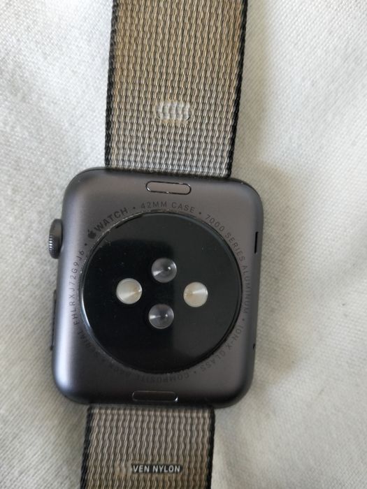 Apple watch seria 7000